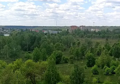 Тротуар по улице Островского в Могилеве коммунальщики обещают довести «до ума»