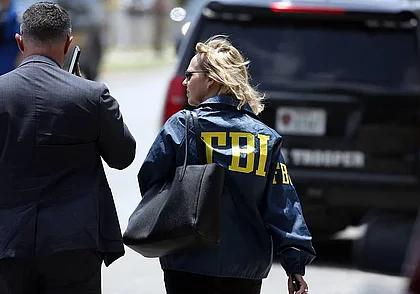 В Техасе 18-летний стрелок убил 19 учеников и 2 учителей в начальной школе