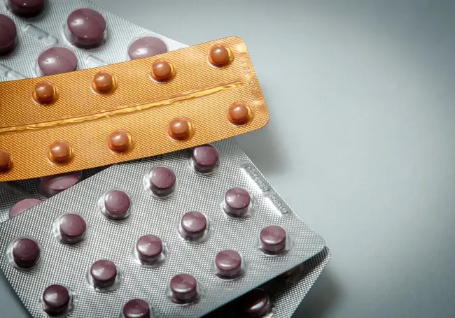 Какие популярные лекарства на границе придется декларировать: рассказали в ГТК