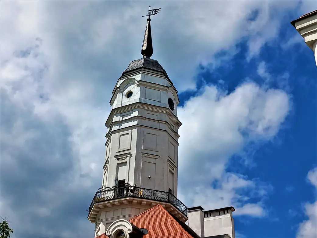 Арт-проект «Могилев глазами гостей». Если присмотреться, то Юлию Жукову можно легко увидеть на смотровой площадке. 31.05.2022 года.