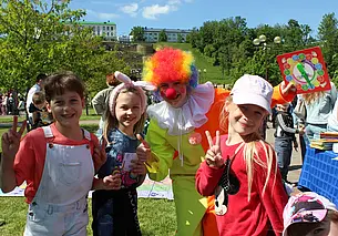 Праздник детства в Могилеве: игры, песни, карусели, танцы, конкурсы и улыбки