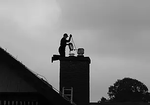 Время чистить дымоход. Рассказываем, где нанять мастера с вакуумным оборудованием в Могилеве