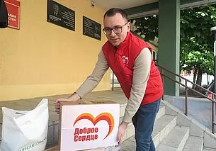 «Людей заставлять не надо, сами помогают»