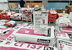 Что думают могилевчане об уходе с белорусского рынка компании «Henkel»? Клей «Момент» станет легендой?