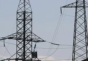 В Бобруйске рыбак коснулся удочкой ЛЭП и получил удар током. Он в реанимации