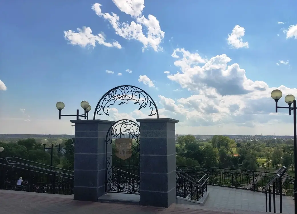 Магілеў. Выгляд сучаснага Падміколля, своеасаблівага сімвала Магілева. 9.06.2022