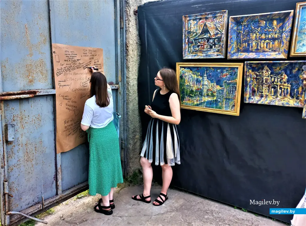 Выставка Игоря Адамовича «Город». Могилев, галерея Андрея Воробьева, 10.06.2022 года.