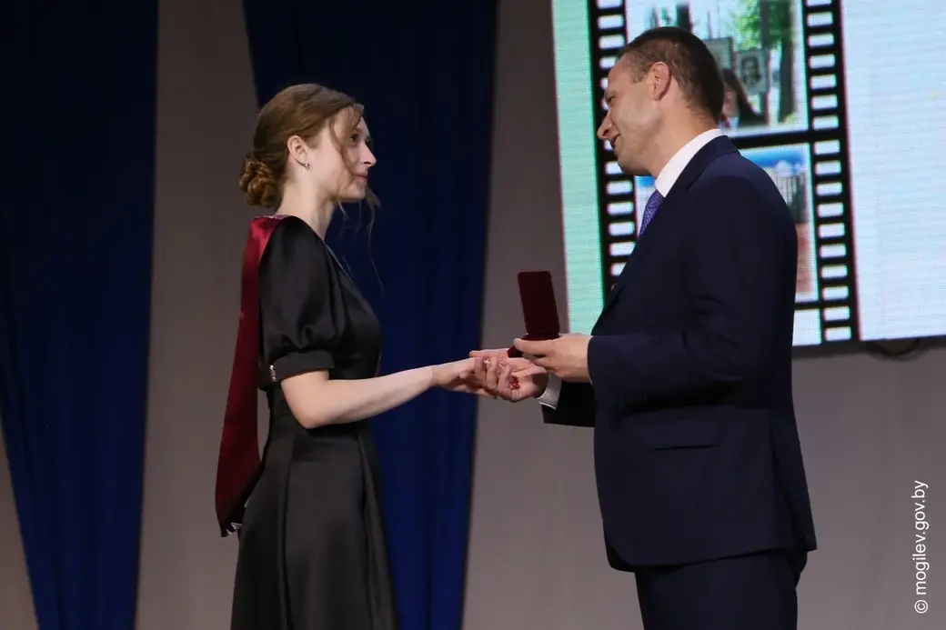 10.06.2022 г. Могилев. Чествование выпускников-медалистов