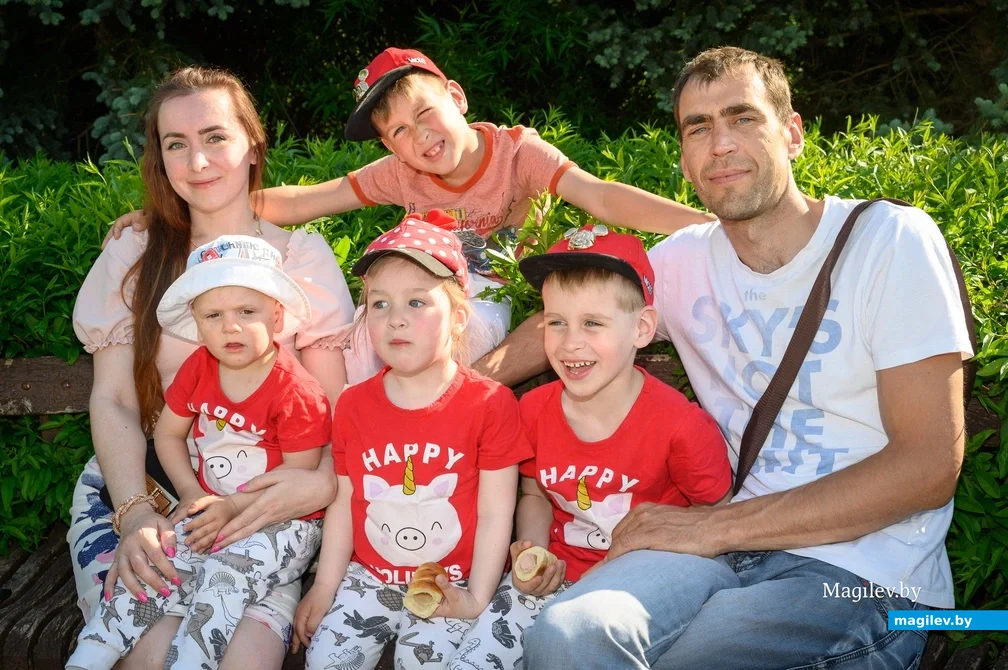 08.06.2022. Бобруйск. Многодетная семья