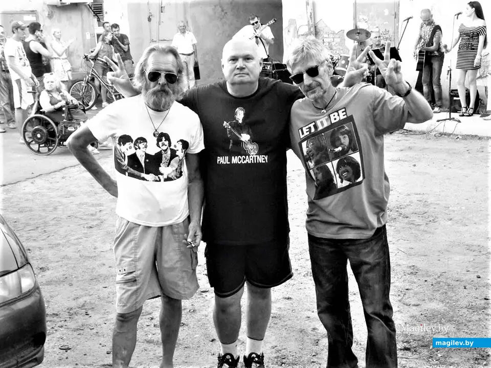 Все мы чьи-то сыновья… Могилев, дворик Алика Кузькина, 2017 год.