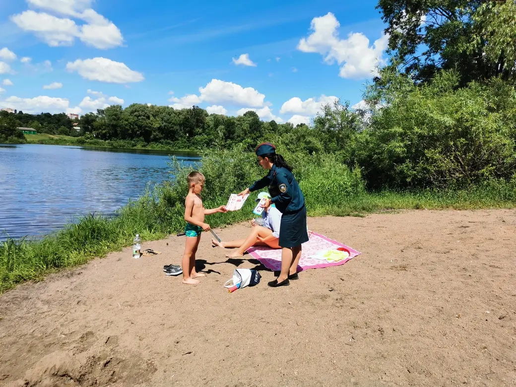 Могилевские спасатели провели рейды по городским пляжам. Июнь, 2022 г. Могилев