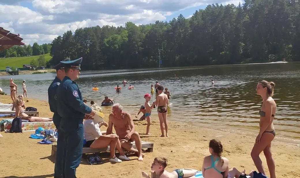 Могилевские спасатели провели рейды по городским пляжам. Июнь, 2022 г. Могилев