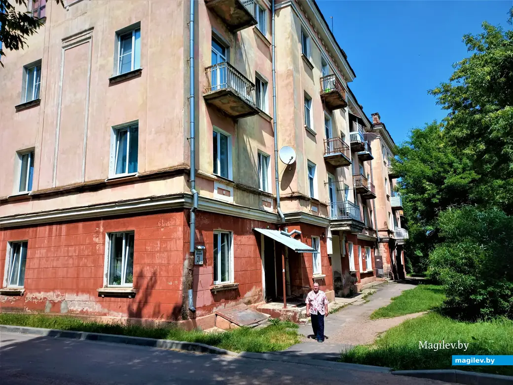 Валерий Катков, как и договорились, ждал меня в условленном месте. Могилев, Менжинка. 20.06.2022 года.