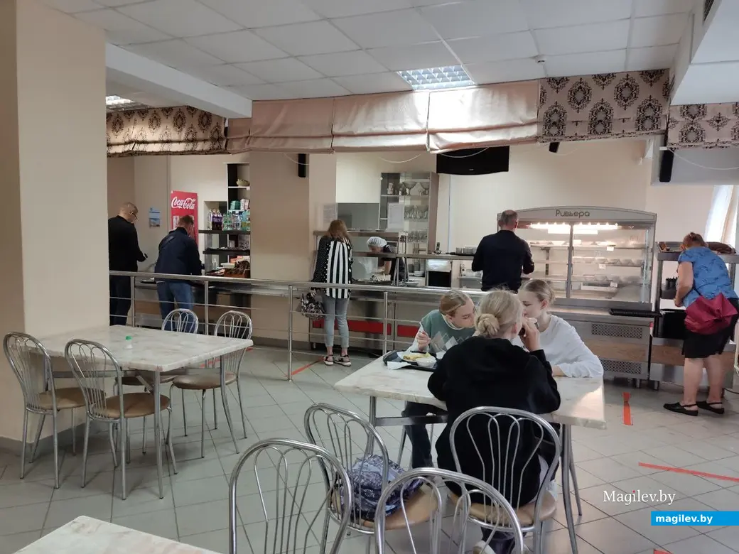 Кафе «О’кей» в здании общежития Могилевского медколледжа. 21.06.2022 г.