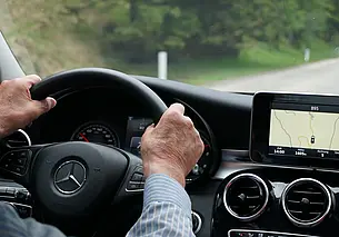 В Могилеве автомобиль такси наехал на пенсионерку