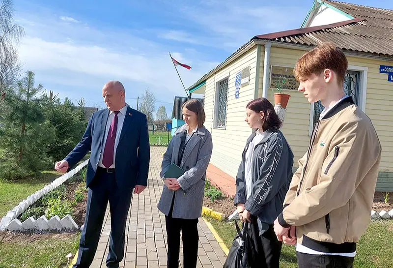 Молодежный проект «Депутатский портфель» в Климовичах. 19.04.2023 г. Фото: rodniva.by