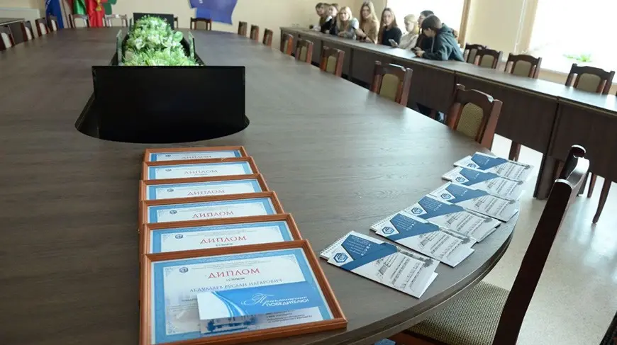 В БГУТ вручили дипломы победителям университетской олимпиады. Фото: БЕЛТА