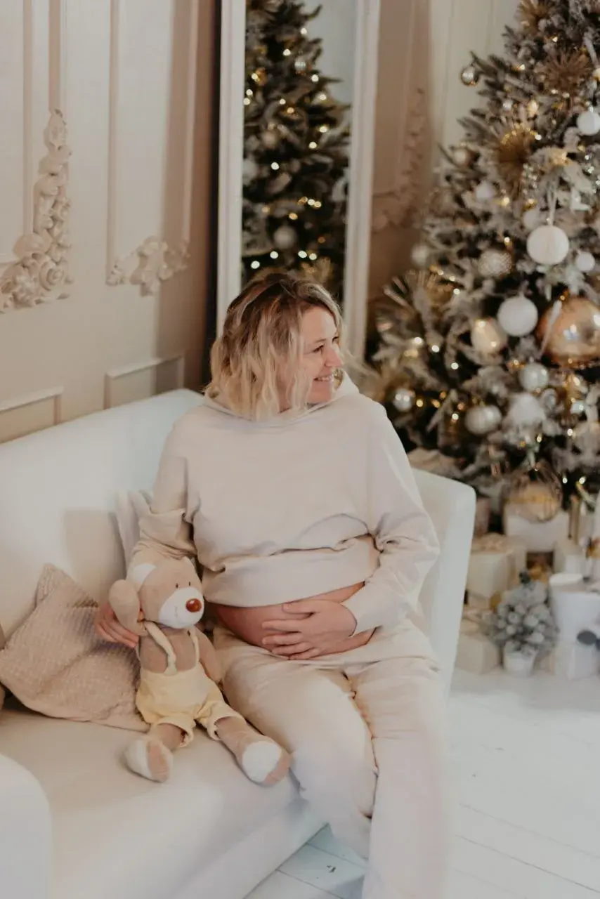 Могилевчанка Алена Андрианова живет в Таллине уже шесть лет. В декабре 2022 года она там стала мамой.