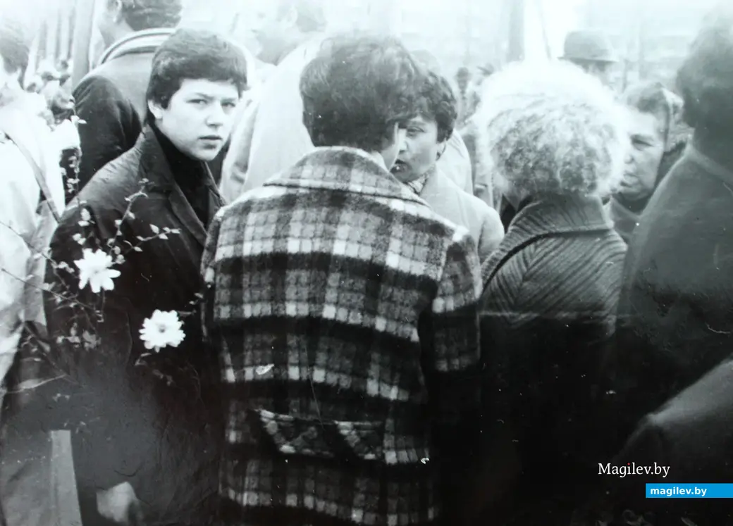 Могилев. 1 мая 1982 года. На праздничной демонстрации. Фото из семейного архива Александры Фарбер.