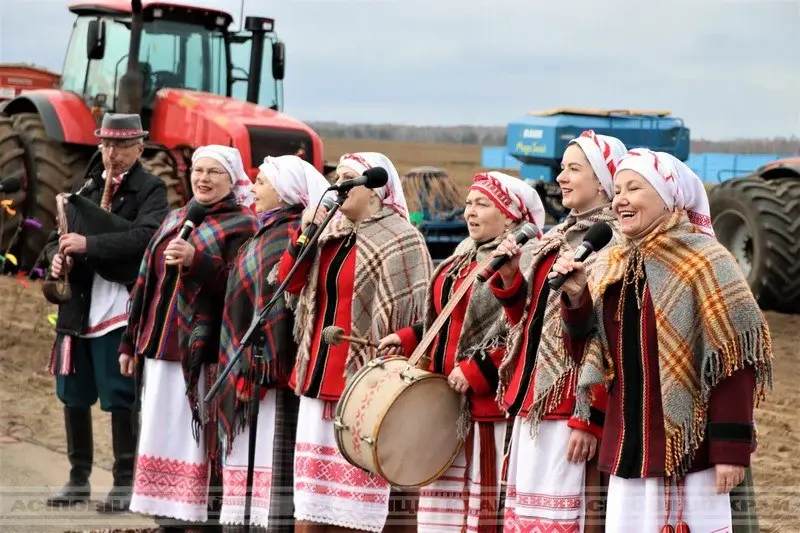 Областной праздник «Засевки» прошел в Осиповичском районе. 21.03.2023 г. Фото: t.me/osip_kray