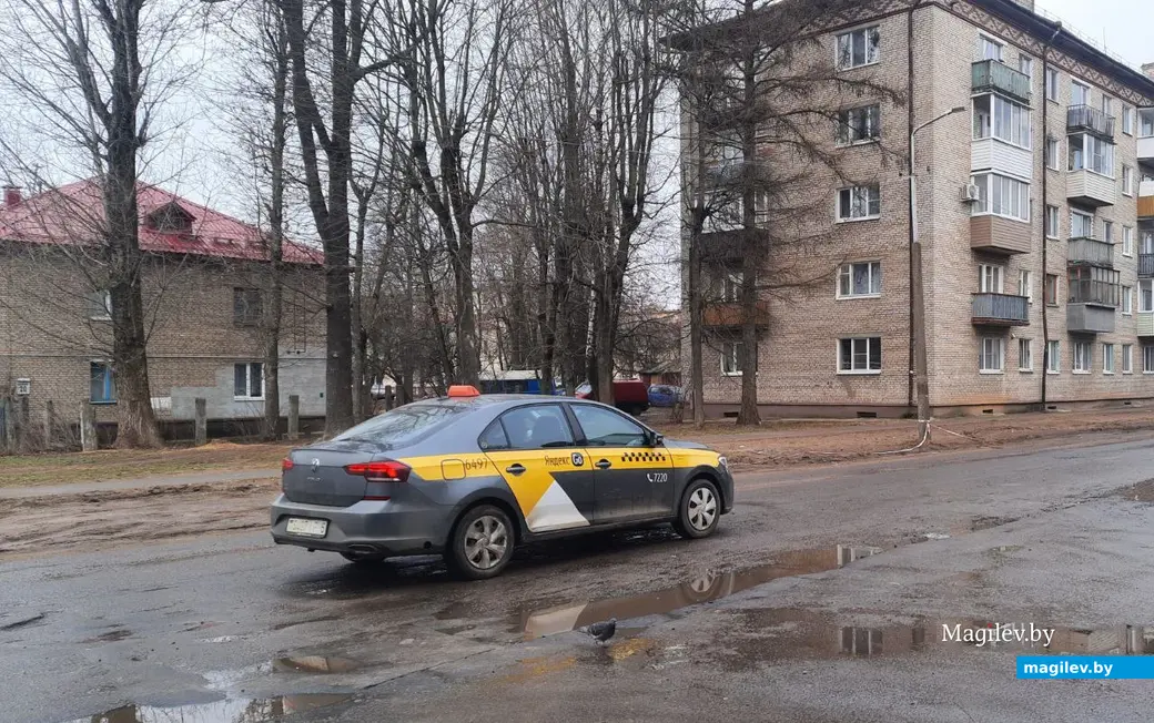 Могилевчане с ограниченными возможностями теперь могут заранее попросить о помощи таксистов с Яндекс Go.