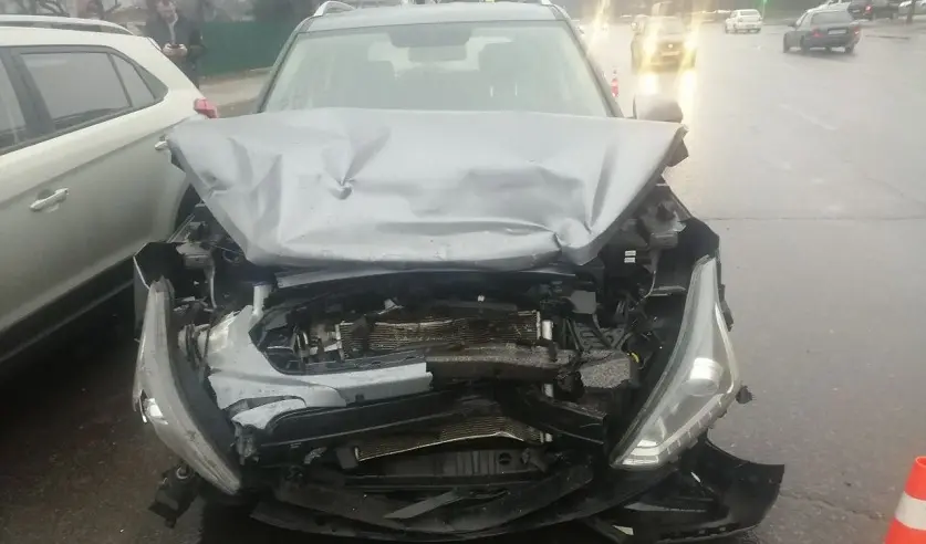 На месте ДТП на проспекте Мира. Могилев, 20.01.2023 г. Фото: sk.gov.by.