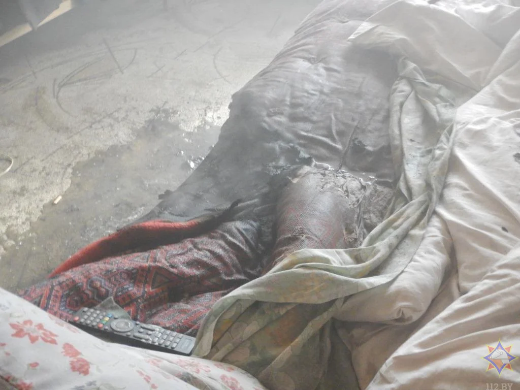 25 марта 2023 года. Пожар в одной из квартир по улице Челюскинцев в Могилеве. Фото: МЧС.