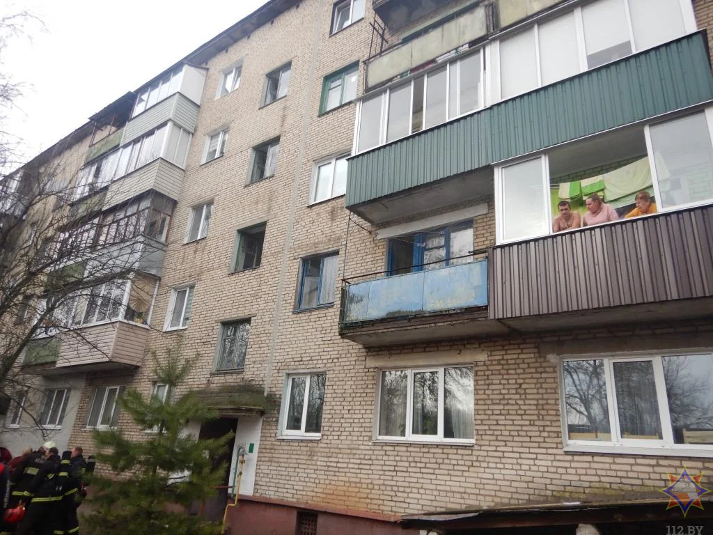 25 марта 2023 года. Пожар в одной из квартир по улице Челюскинцев в Могилеве. Фото: МЧС.