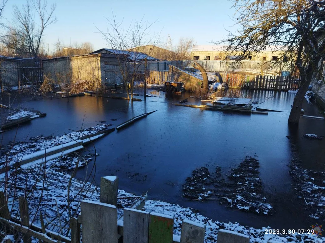 Фото: г. Кричев, улица Коммунистическая. МЧС