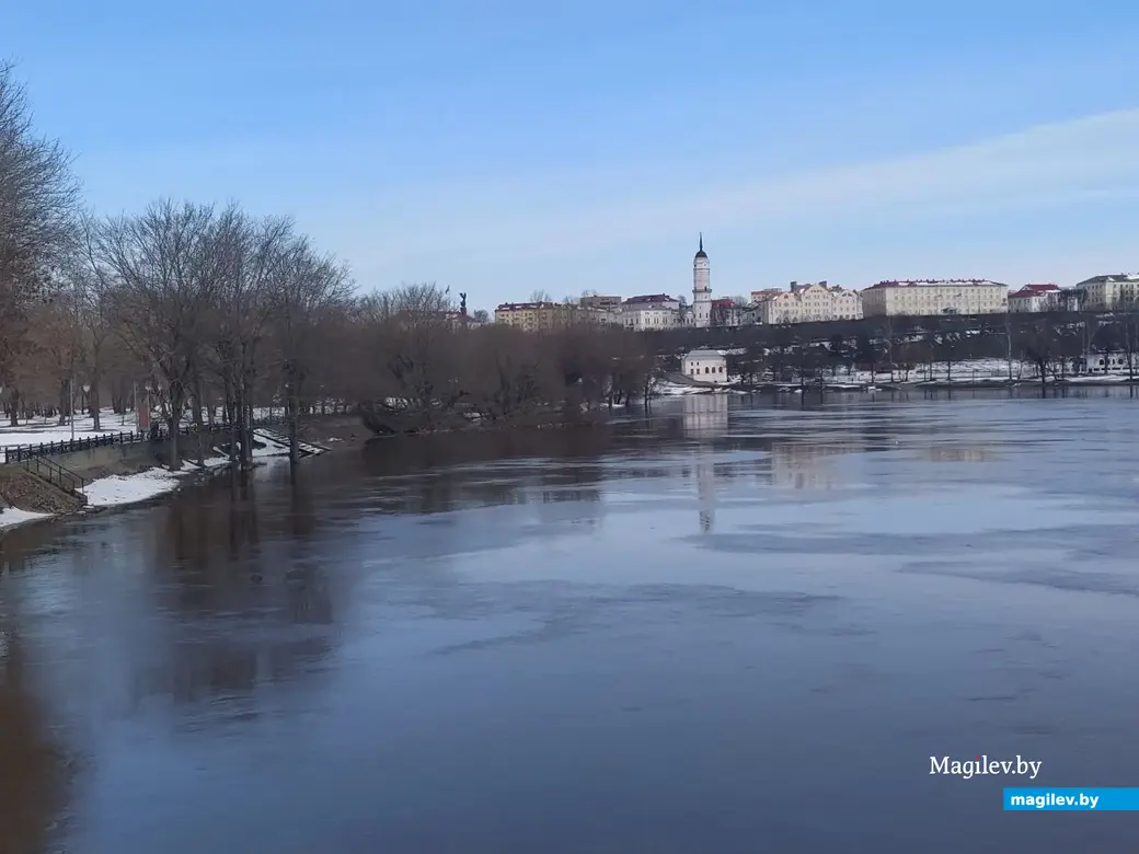Уровень воды в днепре могилев сегодня. Могилев река Днепр. Река Могилев Полтава.