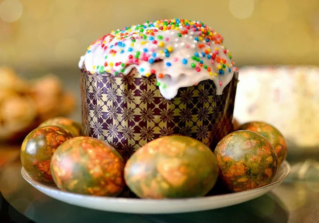 Глазурь для куличей из сахара и белков: простой рецепт вкусной «шапочки»