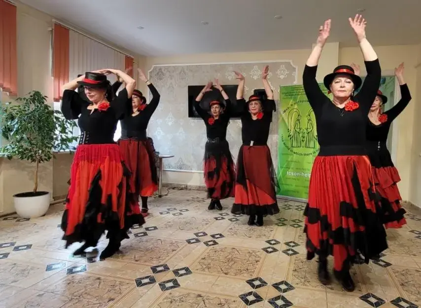 Танцевальный батл устроили пенсионеры Могилева и Витебска. Фото с сайта mogilevnews.by