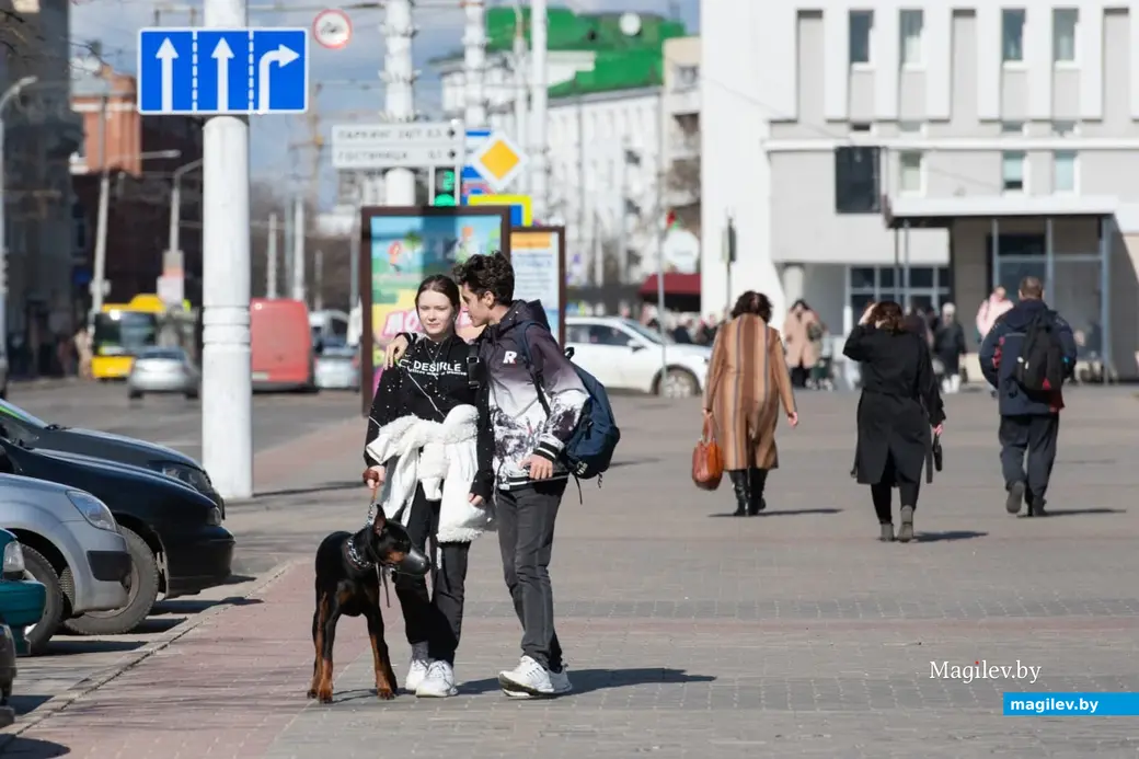 Апрель 2023 г. Могилев, центр. Фотопрогулка по апрельскому городу.