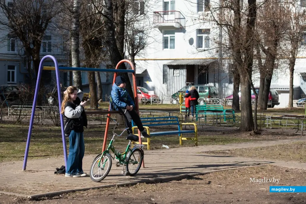 Апрель 2023 г. Могилев, центр. Фотопрогулка по апрельскому городу.