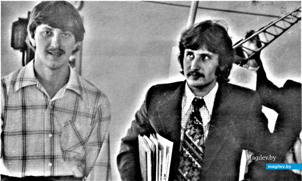 Через несколько минут мы вместе с моим институтским (по ММИ) товарищем Сережей выйдем в «открытый космос». Это когда идешь на защиту курсового проекта, выполненного