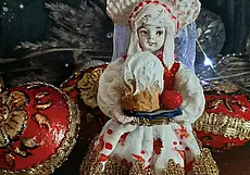 Пасхальные куклы и зимние малыши. Юрист из Могилева создает ватные игрушки по старинным технологиям