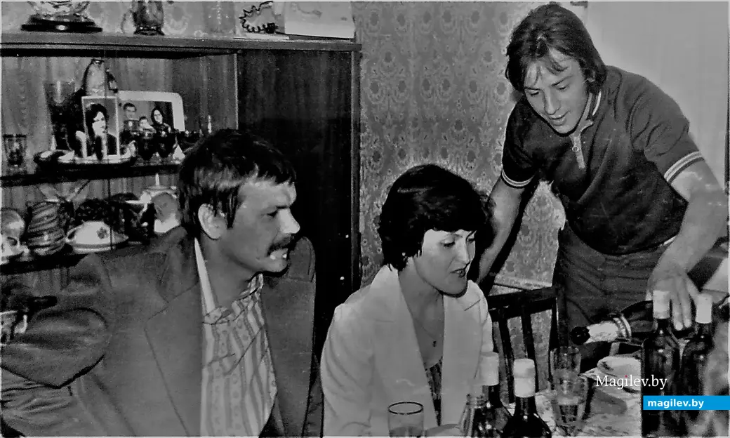Какой же праздник без «шампани». Могилев, Луполово, переулок Дальний, 1977 год.