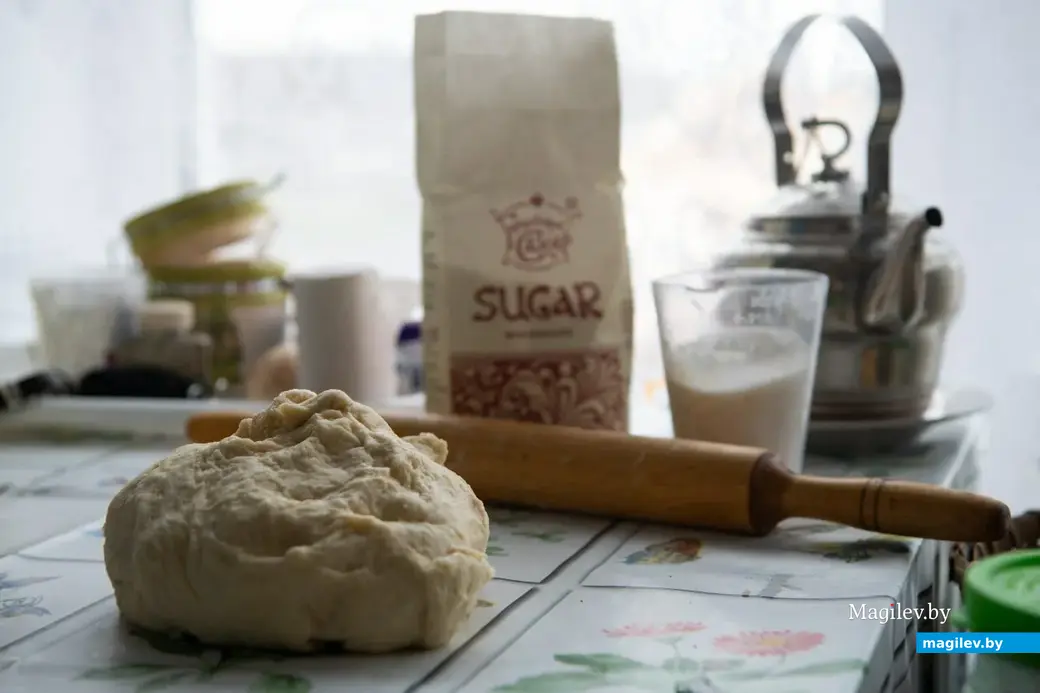 Как на Бобруйщине пекут куличи. Деревня Брожа, 15 апреля 2023 года.