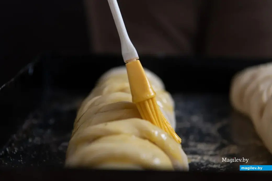 Как на Бобруйщине пекут куличи. Деревня Брожа, 15 апреля 2023 года.