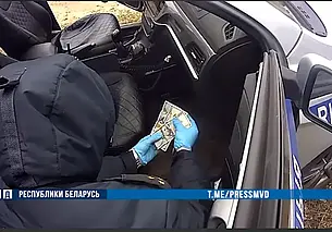 За взятку инспектору ГАИ задержан житель Шкловского района
