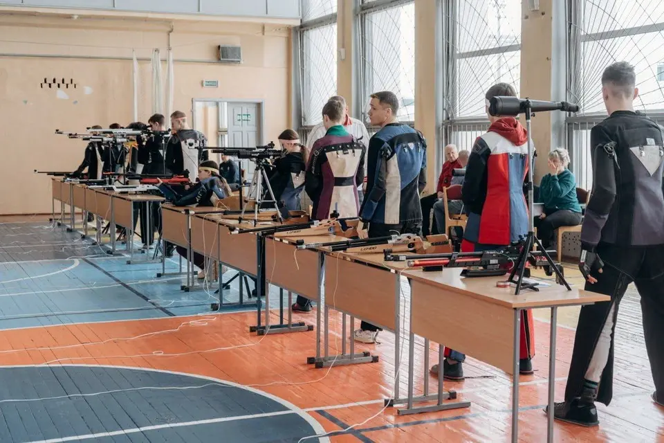 Сборная команда БРУ стала серебряным призером чемпионата мира по летнему полиатлону в закрытых помещениях. Фото: БРУ