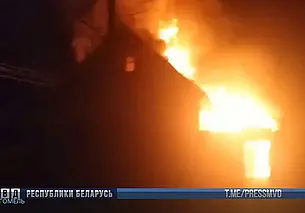 В Чечерском районе сельчанин стрелял в сожительницу и поджег собственный дом