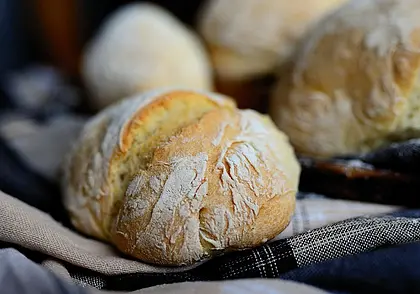 Не белый и не черный – серый: новый вид хлеба может появиться в Беларуси