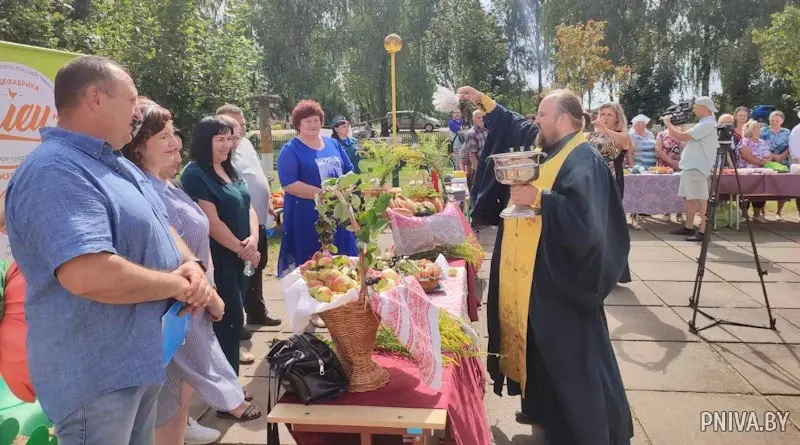 19.08.2022 г. агрогородке Сидоровичи Могилевского района. Праздник в честь Яблочного Спаса
