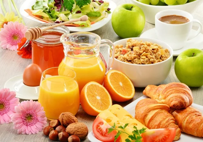 «Питайтесь правильно». А что это значит? Рассказывает доктор