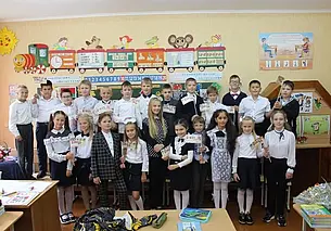 Один букет от класса учителю на День знаний