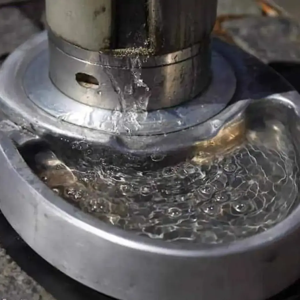 Одна из городских поилок для животных в Варшаве. Фото the-warsaw.com