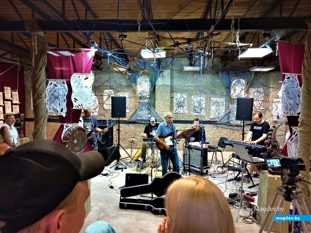 . «Барон Мюнхгаузен во всей красе. Галерея Андрея Воробьева на Дубровенке. Могилев, 25.08.2022 года.