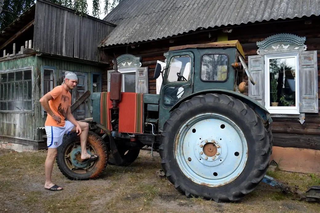 Деревня Островы Бобруйского района, август 2022 года. Семья Логвиненко.