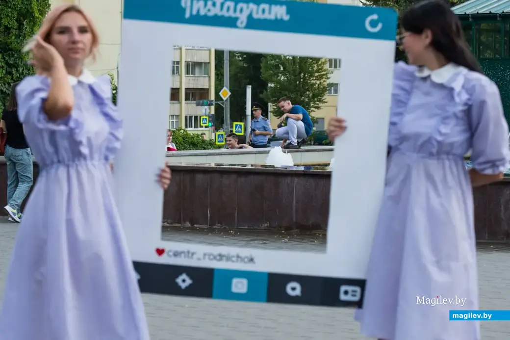 30 августа 2022 г. Могилев, сквер 40-летия Победы. Городской праздник «Здравствуй, школа!».